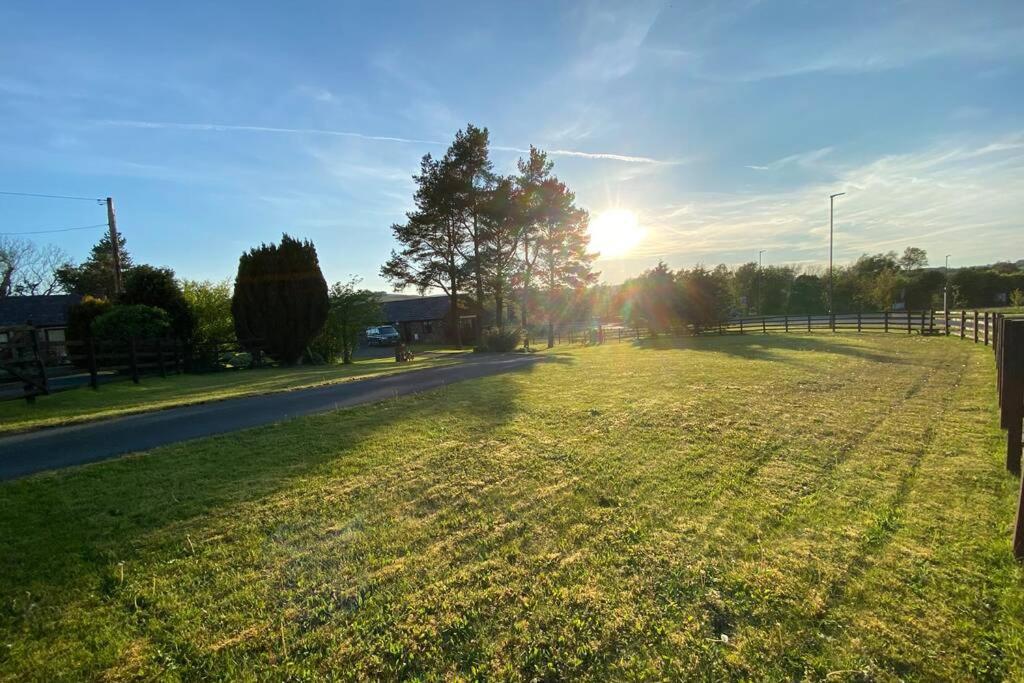 Lake District Romantic Get Away In 1 Acre Gardens Off M6 Penrith Exterior foto